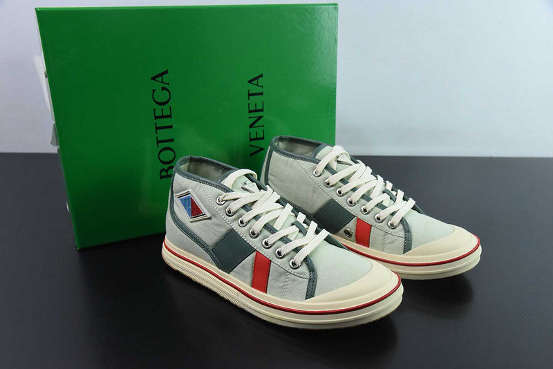 BOTTEGA VENETA Sneaker