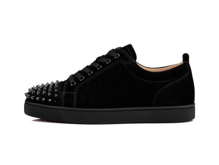 Ch**an louboutin l**is junior spikes