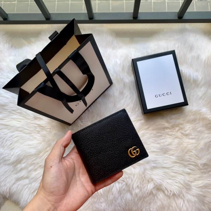 G*u*i wallet 428726 11*9